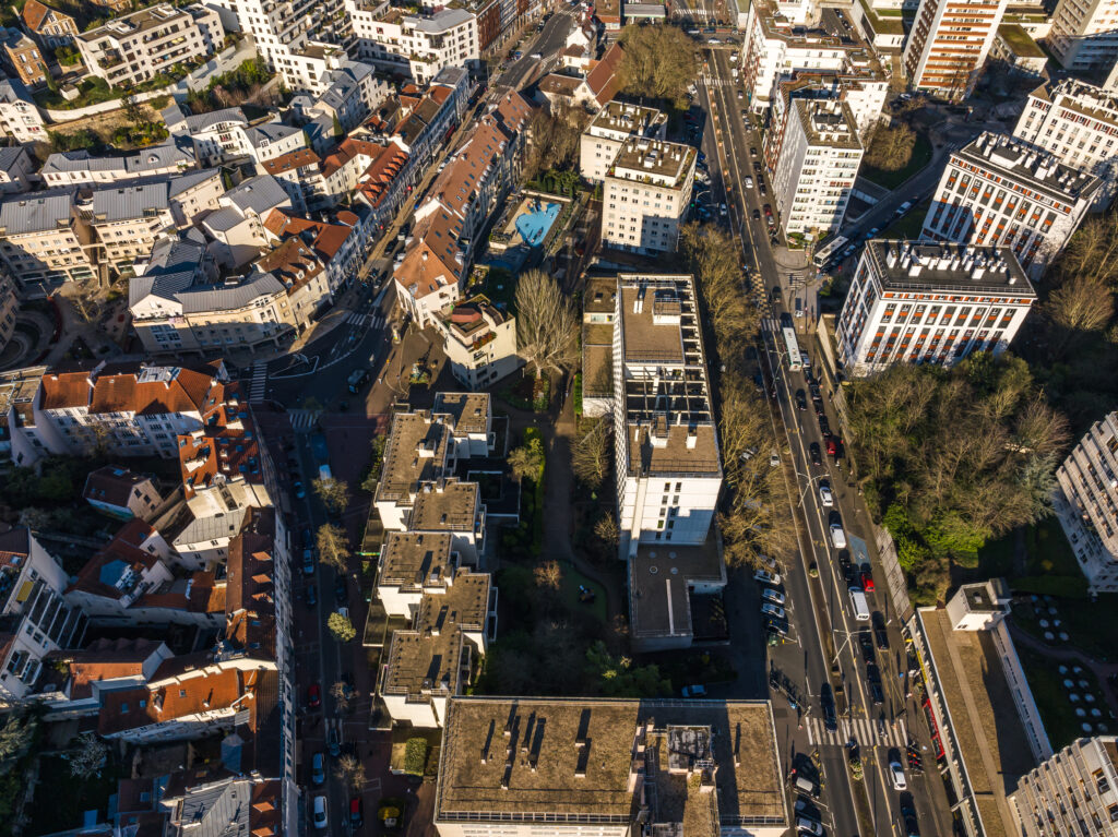 Vue aérienne du Cœur de Sèvres aujourd’hui avec ses arbres qui seront au maximum sauvegardé